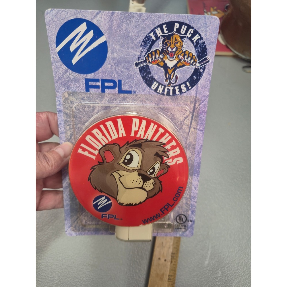 Florida Panthers NHL FPL The Puck Unites Night Light Mascot Red Plug In NEW - Picture 3 of 5